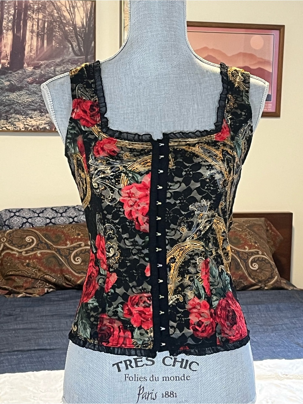 Vintage Corset Floral Black Lace Red Roses Paisley Lined 1990’s *It’s Stretchy!*